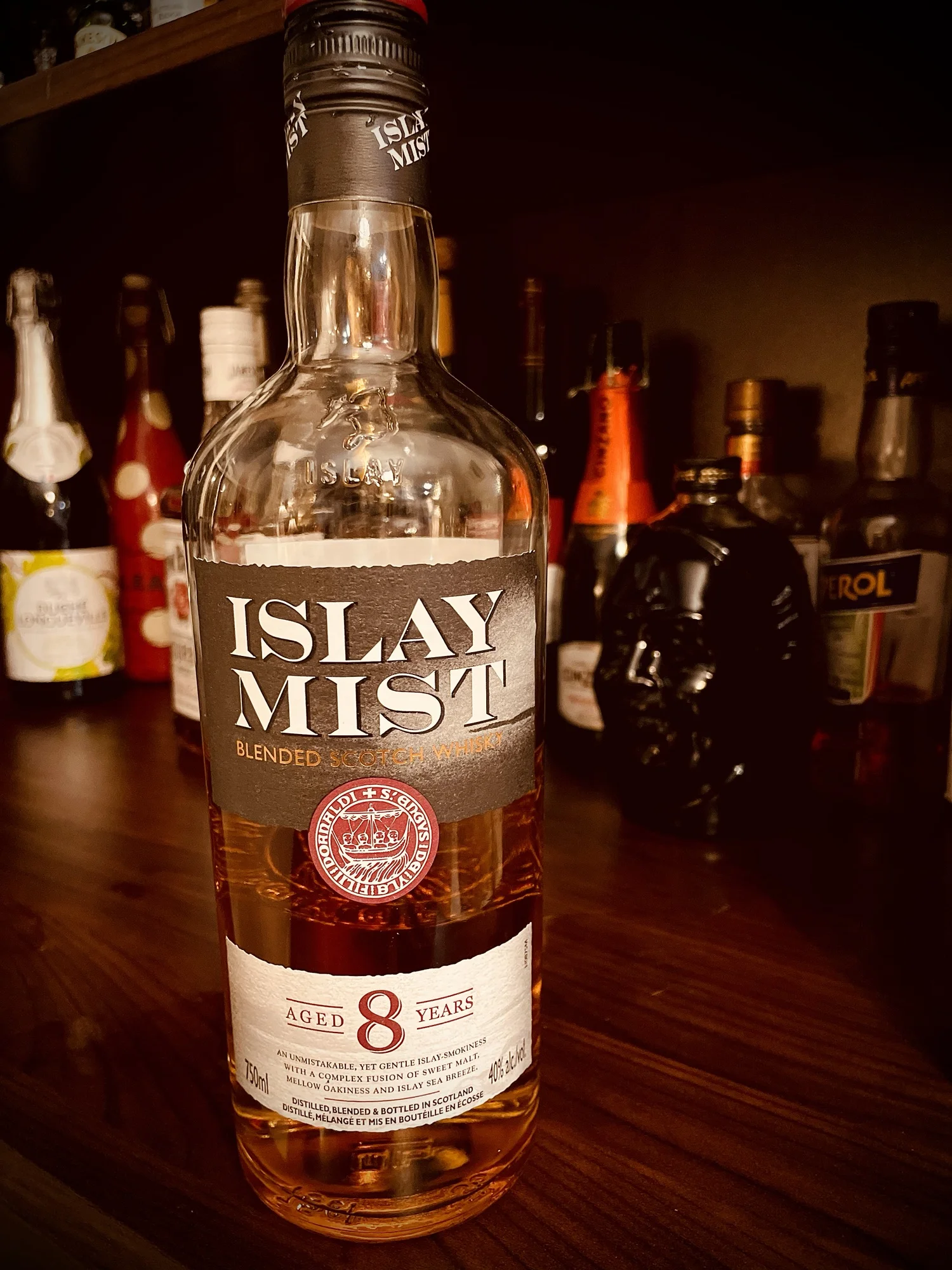Islay Mist 8 Year Old: A Peaty Blend with a Rich History